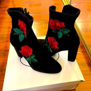 Steve Madden edition ankle boots .Size 8.5